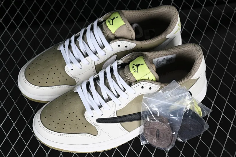All Categories Air Jordan Jordan Series Basketball Shoes Air Jordan 1 Low LW Version Travis Scott x Air Jordan 1 Low G NRC AJ1 Joe 1 Joint Undercut FZ3124-200